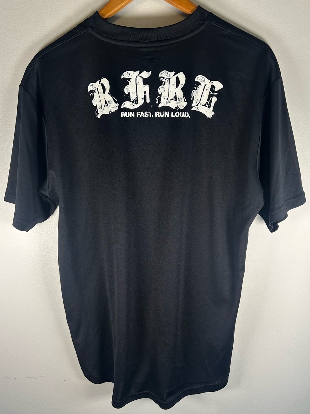 Nike Running Men’s T-shirt Size L Black Dri Fit Logo Run Hit Wonder Run Hard EUE - Picture 7 of 12